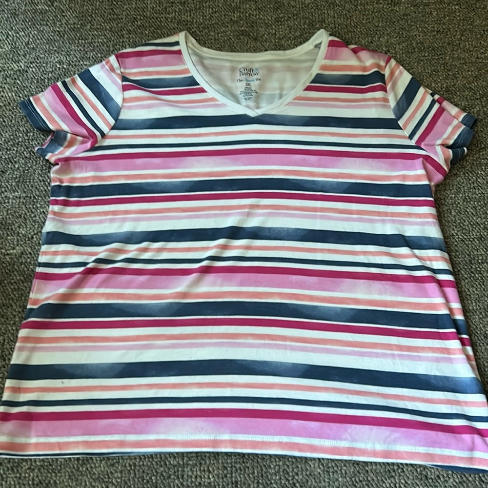 Croft & Barrow.      XXL.       Multicolored- Pinks